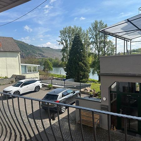 Weingut / Gaestehaus Gerlach Ürzig Εξωτερικό φωτογραφία
